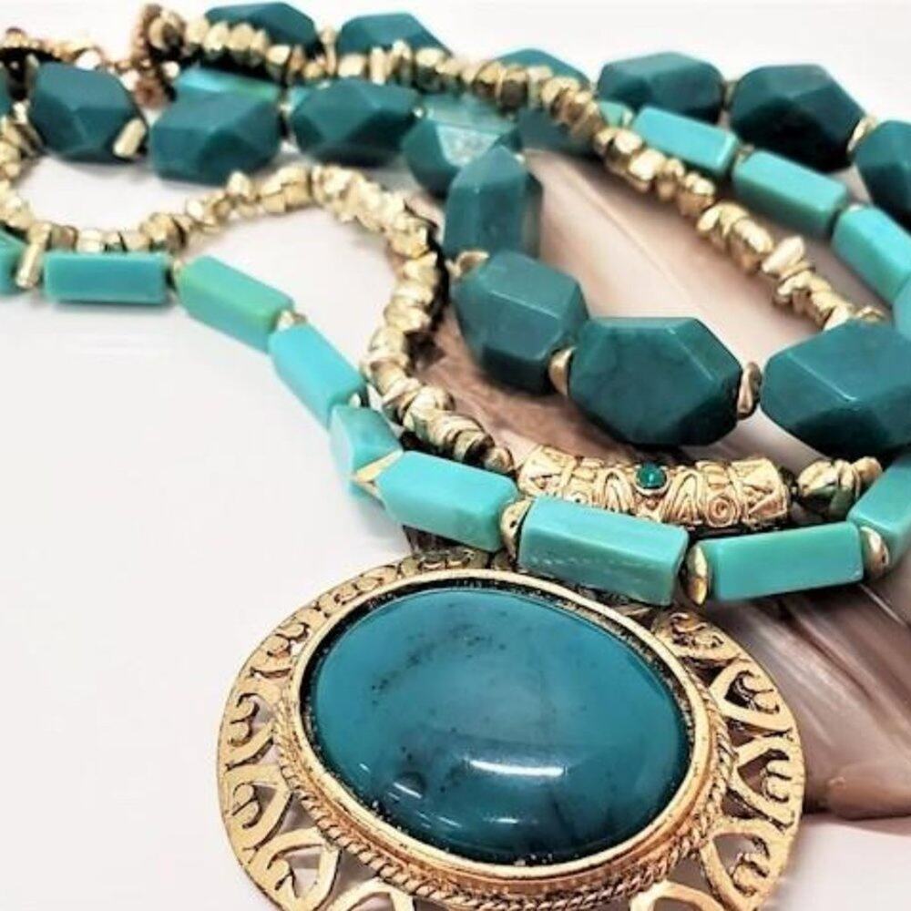 Vintage Triple Contrast Strand Faux Turquoise Medallion Statement Necklace - Picture 5 of 11